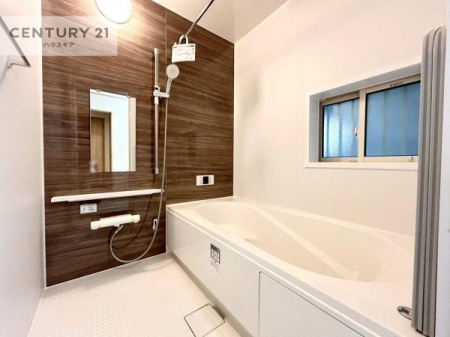 �����@�������������l�̕��͋C�̃o�X���[���́A�����o�Ă��ăo�X�^�C�����[���I
���d���撣���Ă��邲�J���ɂ��D�݂̓����̓����܂����āA�y����ł݂Ă͂������ł��傤���H