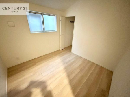 ���r���O�ȊO�̋����@���[�X�y�[�X�����Ă��܂��I�������X�b�L�����ڂ��鎖���ł��܂��ˁB
�Ƌ��I�΂Ȃ��V���v���ȃf�U�C���ׁ̈A�Ƌ��I�΂����C�ɓ���̋�ԍ�肪�ł������ł��ˁB