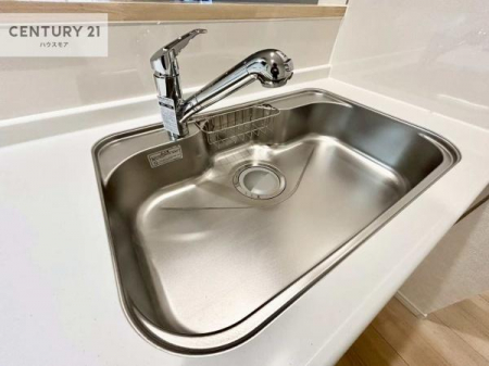 �L�b�`���@���C�h�ȃV���N�ł��ˁI�������˂ɂ������������₷���Ǝ����y�X�d�l�̃V�X�e���L�b�`���ł��I
�f�U�C�����Ƌ@�\�������˂��L�b�`���Ő�����������܂��ˁI