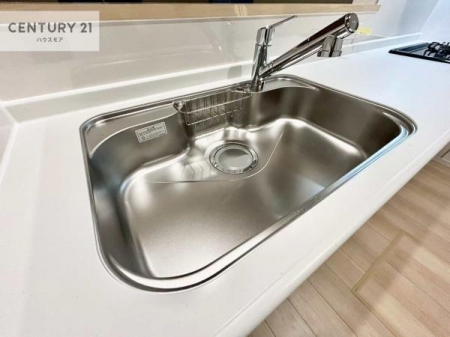 �L�b�`���@���C�h�ȃV���N�ł��ˁI�������˂ɂ������������₷���Ǝ����y�X�d�l�̃V�X�e���L�b�`���ł��I
�f�U�C�����Ƌ@�\�������˂��L�b�`���Ő�����������܂��ˁI