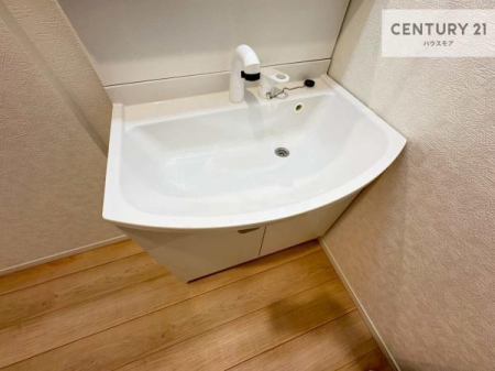 ���ʑ�E���ʏ��@�[�����ʑ�{�E���́A�������˂ɂ����̂ł�����ꂪ�y�X�I���������ۂĂ܂��I
�L���C�Ȑ��ʏ��Ŏ��������̃��`�x�[�V�������オ��܂��ˁI