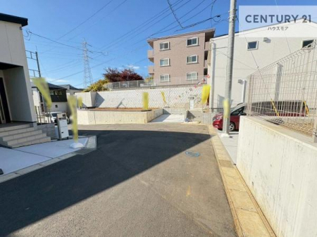 ���̑����n�@�O�ʓ��H5.5���I�z����ǍD�ȗ��n�ł��B
�Ԍɓ��ꂪ���ȕ������S�ł��ˁB