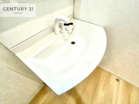 ���ʑ�E���ʏ��@�[�����ʑ�{�E���́A�������˂ɂ����̂ł�����ꂪ�y�X�I���������ۂĂ܂��I
�L���C�Ȑ��ʏ��Ŏ��������̃��`�x�[�V�������オ��܂��ˁI