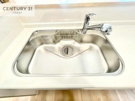 �L�b�`���@���C�h�ȃV���N�ł��ˁI�������˂ɂ������������₷���Ǝ����y�X�d�l�̃V�X�e���L�b�`���ł��I
�f�U�C�����Ƌ@�\�������˂��L�b�`���Ő�����������܂��ˁI