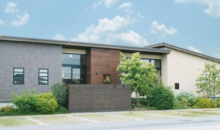 ���ӊ��@-