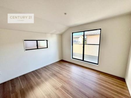 �m���@�o���R�j�[�ɖʂ��Ă���m���ł��B���邭�����肪����A���C����������ł��܂��I���N���āA�O�ɏo�Ĕw�L�т����[�ċz�����ǂ������}������邱�Ƃ��ł��܂��B