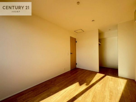 ���r���O�ȊO�̋����@�V���v���Ƀf�U�C������Ă��邽�߁A�Ƌ��I�т܂���I
���C�ɓ���̉Ƌ��u���Ă��낰���Ԃ���邱�Ƃ��ł��܂��B