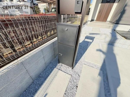 ���̑����n�@��z�{�b�N�X�t���Ȃ̂ŗ��炪�������Ƒ����Ĕz�B�̎�Ԃ��Ȃ����ו����󂯎��ĕ֗��ł��I