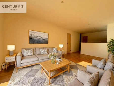 ���r���O�@�Ƌ��CG�p�[�X�ł��B��؂ȉƑ����W�܂邩�炱��LDK�ɂ͂�����肽���B
�q�����������C�ɏ΂��Ȃ��瑖�����Ă���p�����������u�L���Ƃɂ��ėǂ������v�Ǝv���u�Ԃł��B