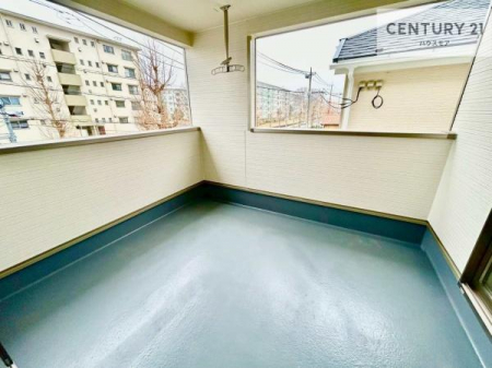 �o���R�j�[�@���[�t�o���R�j�[�I�������t���Ă���̂ŁA�}�ɉJ���~���Ă��G��ɂ������S�I�������������J�b�g���Ă����̂ŁA���V�C�̗ǂ����́A���O�֏o�Đ[�ċz����̂��悳�����ł��I