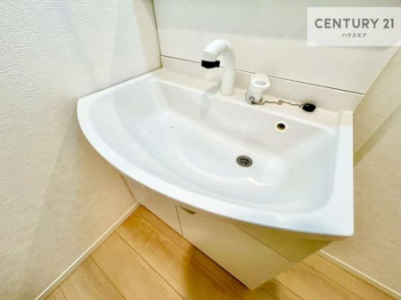 ���ʑ�E���ʏ��@�[�����ʑ�{�E���́A�������˂ɂ����̂ł�����ꂪ�y�X�I���������ۂĂ܂��I
�L���C�Ȑ��ʏ��Ŏ��������̃��`�x�[�V�������オ��܂��ˁI