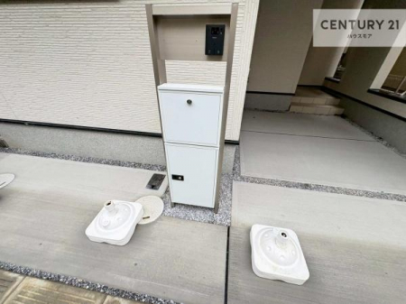 ���̑����n�@��z�{�b�N�X�t���Ȃ̂ŗ��炪�������Ƒ����Ĕz�B�̎�Ԃ��Ȃ����ו����󂯎��ĕ֗��ł��I