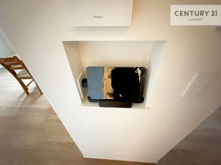 ���̑��@TV���j�^�[�t���C���^�[�z���ł��q�l�̂�����Ԓ��Ȃǂ����S�ł��ˁB
���낢��Ȃ���]���������܂�����A���q�l�̂��v�]���ǂ��ǂ������������������B
