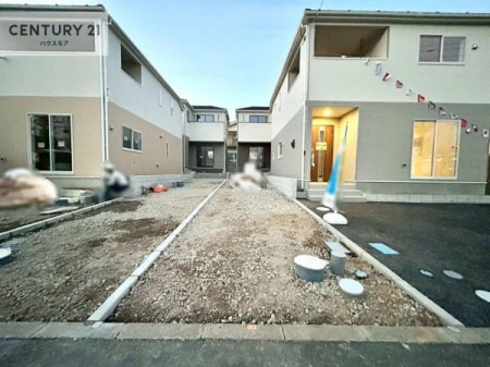 ���ԏ�@���ԃX�y�[�X��2�䕪����܂��I�Z�J���h�J�[�͂������A�o�C�N�⎩�]�ԂȂǂ��u���ꏊ�ɍ���܂���B