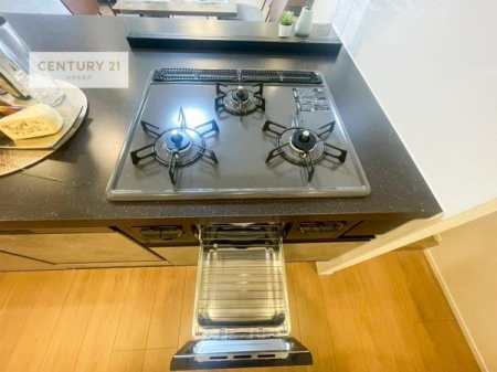 �L�b�`���@�R�����͎O������̂ł������̓����i�s���ł��܂��B
�������O�����t���ł��B�����X�y�[�X���L�X���Ă���׍�Ƃ����₷���I�g�����肪�ǂ��V�X�e���L�b�`���ł��I