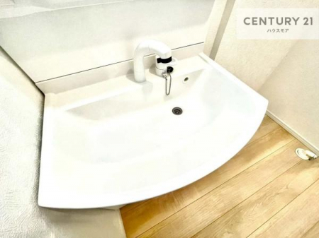 ���ʑ�E���ʏ��@�[�����ʑ�{�E���́A�������˂ɂ����̂ł�����ꂪ�y�X�I���������ۂĂ܂��I
�L���C�Ȑ��ʏ��Ŏ��������̃��`�x�[�V�������オ��܂��ˁI