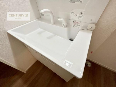 ���ʑ�E���ʏ��@�[�����ʑ�{�E���́A�������˂ɂ����̂ł�����ꂪ�y�X�I���������ۂĂ܂��I
�L���C�Ȑ��ʏ��Ŏ��������̃��`�x�[�V�������オ��܂��ˁI