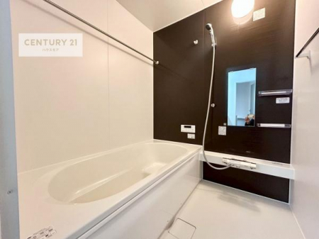 �����@�������������l�̕��͋C�̃o�X���[���́A�V�b�N�ȃf�U�C���Ńo�X�^�C�����[���I
���d���撣���Ă��邲�J���ɂ��D�݂̓����̓����܂����āA�y����ł݂Ă͂������ł��傤���H