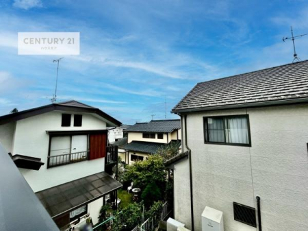 �Z�˂���̒��]�ʐ^�@������������Z��X�A�C�����̗ǂ������ʂ蔲����X���݂ł��B