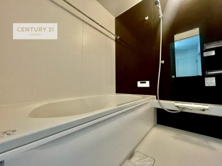 �����@�������������l�̕��͋C�̃o�X���[���́A�����o�Ă��ăo�X�^�C�����[���I
���d���撣���Ă��邲�J���ɂ��D�݂̓����̓����܂����āA�y����ł݂Ă͂������ł��傤���H