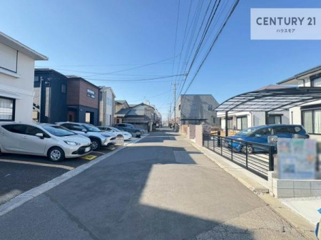 ���̑����n�@�O�ʓ��H��6���I�z����ǍD�ȗ��n�ł��B
�Ԍɓ��ꂪ���ȕ������S�ł��ˁB