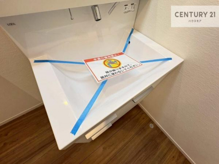 ���ʑ�E���ʏ��@�[�����ʑ�{�E���́A�������˂ɂ����̂ł�����ꂪ�y�X�I���������ۂĂ܂��I
�L���C�Ȑ��ʏ��Ŏ��������̃��`�x�[�V�������オ��܂��ˁI