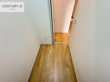 ���[�@�E�H�[�N�C���N���[�[�b�g�t���ł��B��������̂��m���Ȃǂ����[���Ă��������ł��ˁI���ɂ���@�������ȂǋG�ߕ��̑傫�ȉƓd�����[�ł��܂��B