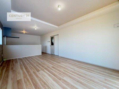 ���r���O�@���r���O�S�̂����n����ΖʃL�b�`���Ȃ̂ŁA���q�l�̗l�q�������Ȃ����Ƃ��ł���q��Ă����₷�����S�ȊԎ�ł��I