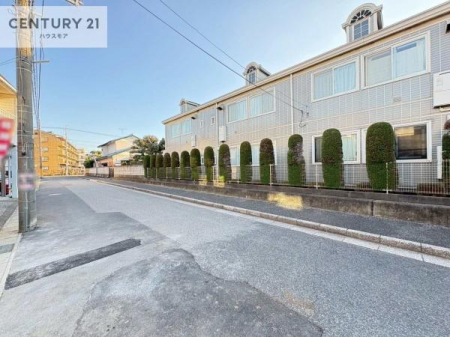 ���̑����n�@�O�ʓ��H��8.2���I�z����ǍD�ȗ��n�ł��B
�Ԍɓ��ꂪ���ȕ������S�ł��ˁB