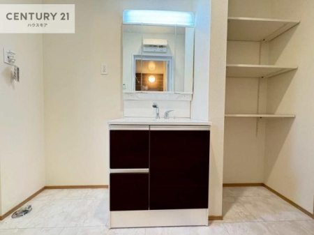 ���ʑ�E���ʏ��@���[�����Ղ�̐��ʎ��I���p�i�̃X�g�b�N��o�X�^�I�����X�b�L���Ǝ��[�ł��Ď��o���₷���I����肪�X�b�L���Еt���ċC�����̗ǂ���ԁI