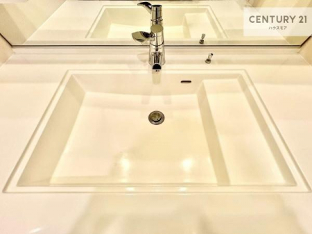 ���ʑ�E���ʏ��@�[�����ʑ�{�E���́A�������˂ɂ����̂ł�����ꂪ�y�X�I���������ۂĂ܂��I
�L���C�Ȑ��ʏ��Ŏ��������̃��`�x�[�V�������オ��܂��ˁI