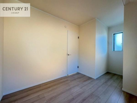 �m���@�V���v���Ƀf�U�C������Ă��邽�߁A�Ƌ��I�т܂���I
���C�ɓ���̉Ƌ��u���Ă��낰���Ԃ���邱�Ƃ��ł��܂��B