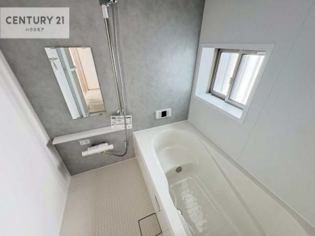 �����@�������������l�̕��͋C�̃o�X���[���́A�����o�Ă��ăo�X�^�C�����[���I
���d���撣���Ă��邲�J���ɂ��D�݂̓����̓����܂����āA�y����ł݂Ă͂������ł��傤���H