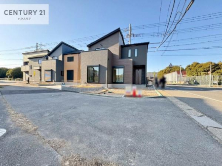 ���̑����n�@�O�ʓ��H��4���~8.89���I�z����ǍD�ȗ��n�ł��B
�Ԍɓ��ꂪ���ȕ������S�ł��ˁB