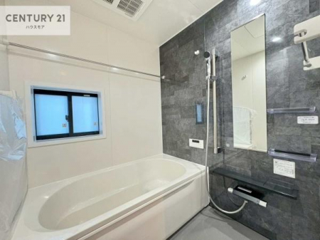 �����@�������������l�̕��͋C�̃o�X���[���́A�����o�Ă��ăo�X�^�C�����[���I
���d���撣���Ă��邲�J���ɂ��D�݂̓����̓����܂����āA�y����ł݂Ă͂������ł��傤���H