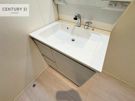 ���ʑ�E���ʏ��@�[�����ʑ�{�E���́A�������˂ɂ����̂ł�����ꂪ�y�X�I���������ۂĂ܂��I
�L���C�Ȑ��ʏ��Ŏ��������̃��`�x�[�V�������オ��܂��ˁI�y���n�̔���J�Ò��z