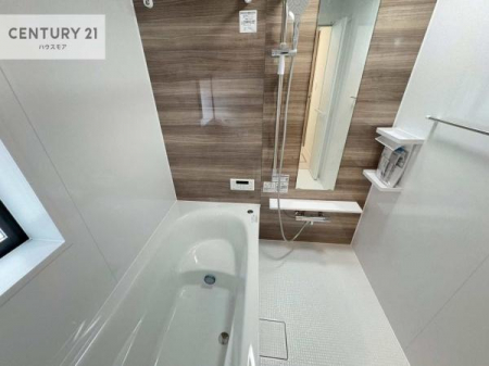 �����@�L�X�o�X�ň���̔������t���b�V���B�����L�΂���̂ŁA�����ɂ��������ƐZ����܂��ˁI�����̃o�X�^�C�����y���݂ɂȂ�܂��B