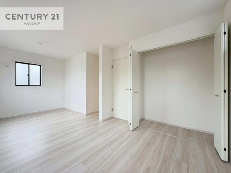 �m���@���C�t�X�^�C���ɍ��킹��2�����ɕ����邱�Ƃ��\�ł��I
���[�X�y�[�X���[�����Ă��܂��B