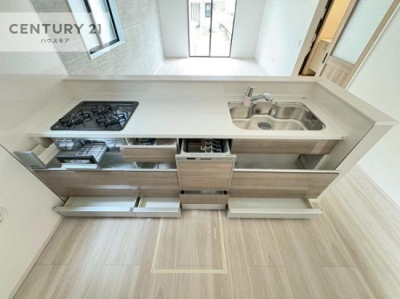 �L�b�`���@���[�X�y�[�X���L�x�ŁA�����X�y�[�X���X�b�L���ƕЕt���Ђ�`�����p�ł��܂��I
���K�ɍ�Ƃ��ł��܂��I�����̗���������܂��I