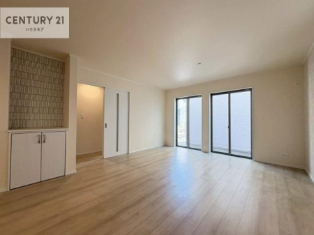 ���r���O�@�S�n�ǂ����r���O�͉Ƒ������R�ƏW�܂�܂��B�Ƒ��c�R�̎��Ԃ����������ł��B���Ƒ��ƁA����w�[���������Ԃ��߂��������ł��ˁB