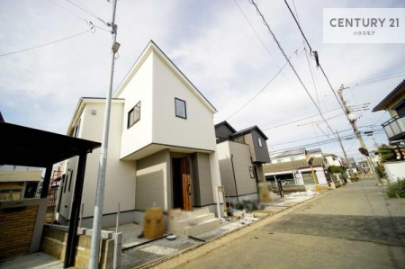 ���̑����n�@�O�ʓ��H��4.4���I�z����ǍD�ȗ��n�ł��B
�Ԍɓ��ꂪ���ȕ������S�ł��ˁB