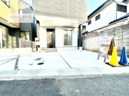 ���ԏ�@���ԃX�y�[�X��2�䕪����܂��I�Z�J���h�J�[�͂������A�o�C�N�⎩�]�ԂȂǂ��u���ꏊ�ɍ���܂���B