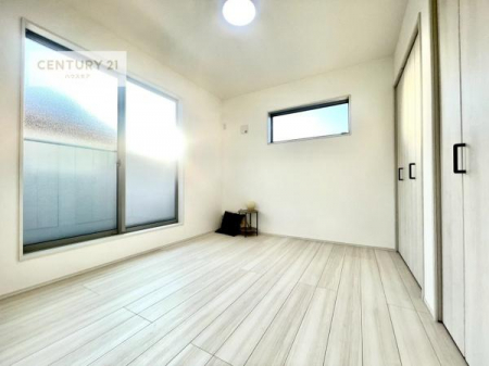 �Q���@�o���R�j�[�ɖʂ��Ă���m���ł��B���邭�����肪����A���C����������ł��܂��I���N���āA�O�ɏo�Ĕw�L�т����[�ċz�����ǂ������}������邱�Ƃ��ł��܂��B