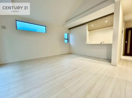 ���r���O�@�L�X�_�C�j���O�X�y�[�X�I������肨�H���B�΂��������y�������Ԃ��߂����܂��B���X�̔���������܂��I