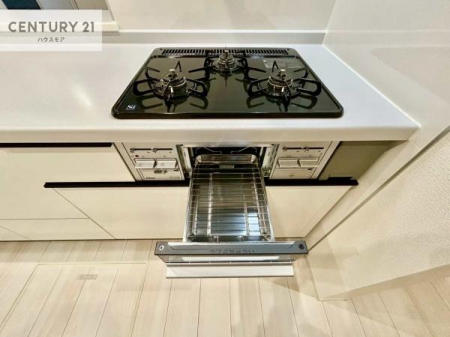 �L�b�`���@�R�����͎O������̂ł������̓����i�s���ł��܂��B
�������O�����t���ł��B�����X�y�[�X���L�X���Ă���׍�Ƃ����₷���I�g�����肪�ǂ��V�X�e���L�b�`���ł��I