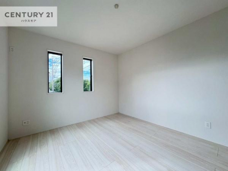 ���r���O�ȊO�̋����@�V���v���Ƀf�U�C������Ă��邽�߁A�Ƌ��I�т܂���I
���C�ɓ���̉Ƌ��u���Ă��낰���Ԃ���邱�Ƃ��ł��܂��B