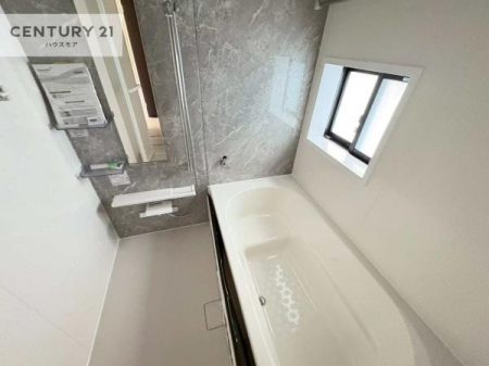 �����@�������������l�̕��͋C�̃o�X���[���́A�����o�Ă��ăo�X�^�C�����[���I
���d���撣���Ă��邲�J���ɂ��D�݂̓����̓����܂����āA�y����ł݂Ă͂������ł��傤���H