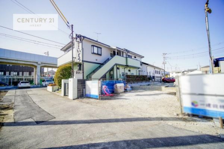 ���̑����n�@�O�ʓ��H�͓쑤4���I�z����ǍD�ȗ��n�ł��B
�Ԍɓ��ꂪ���ȕ������S�ł��ˁB