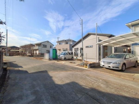 ���̑����n�@�O�ʓ��H��6���I�z����ǍD�ȗ��n�ł��B
�Ԍɓ��ꂪ���ȕ������S�ł��ˁB