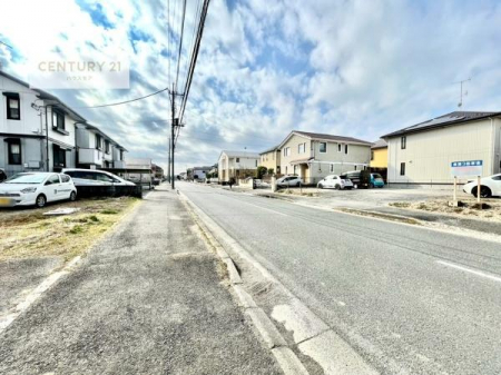 ���̑����n�@�O�ʓ��H��6���~12���I�z����ǍD�ȗ��n�ł��B
�Ԍɓ��ꂪ���ȕ������S�ł��ˁB